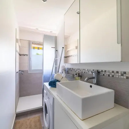 Les Palmiers-3 By Interhome Apartment Le Lavandou